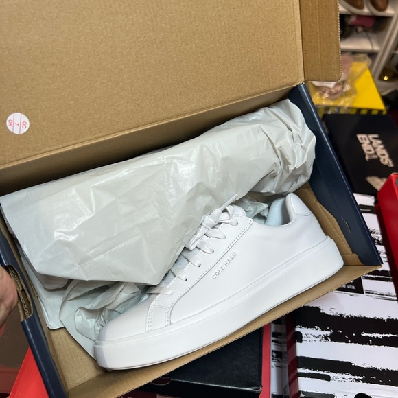 🔥🔥 NEW Cole Haan Grand Crosscourt White Sneakers women size 6 - Picture 4 of 6